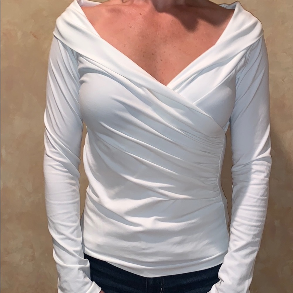 Bordeaux Versatile and sexy white top